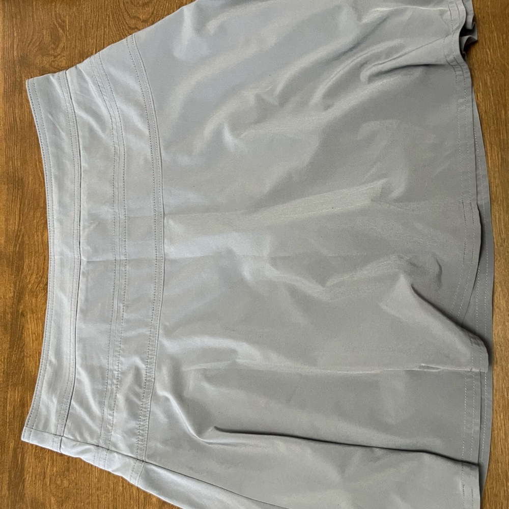 Gray athleta skort size 8
